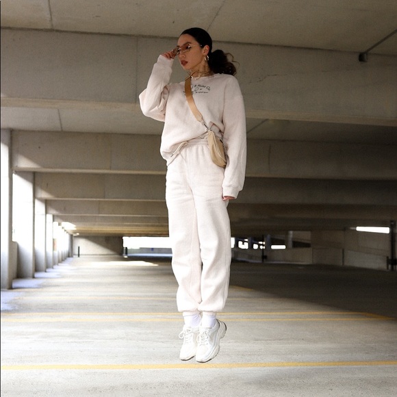 Meet your Posher, Kristie - Picture 9 of 11